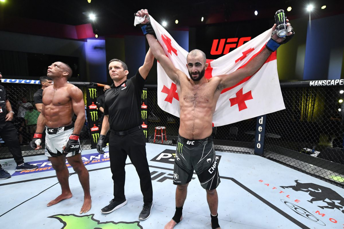 Vezi toate rezultatele de la gala UFC Vegas 35: Edson Barboza vs Giga Chikadze! (VIDEO)