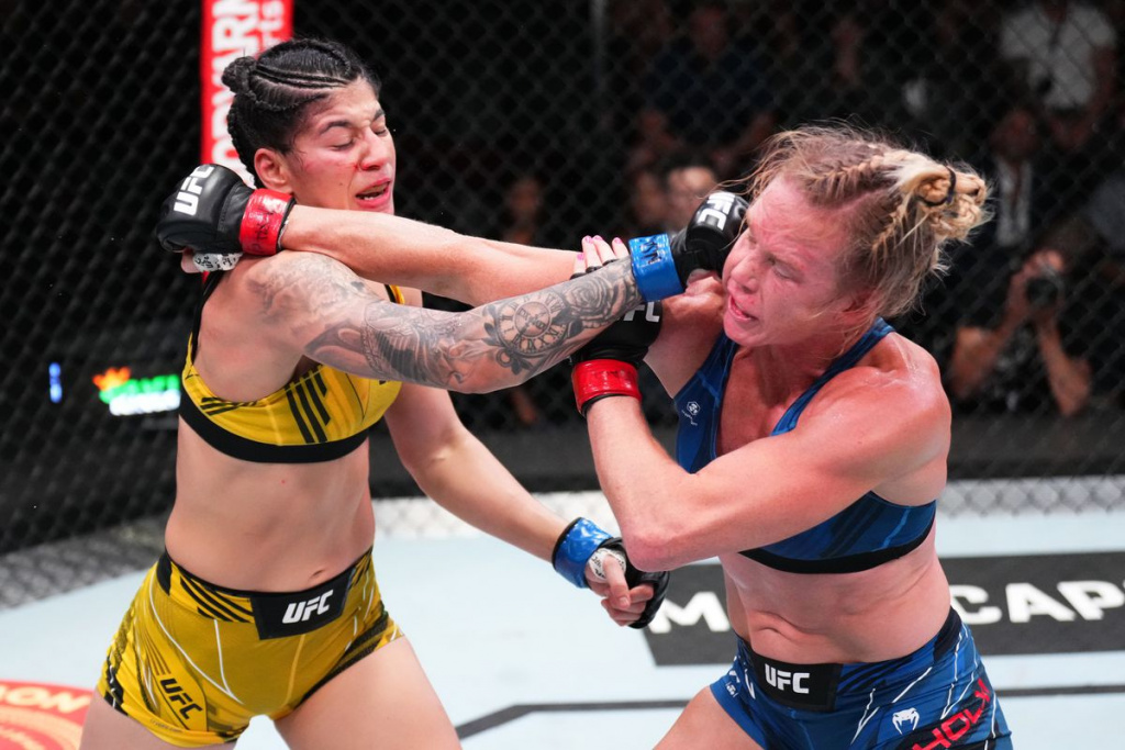 Rezultate UFC Vegas 55: Holly Holm vs Ketlen Vieira (VIDEO)