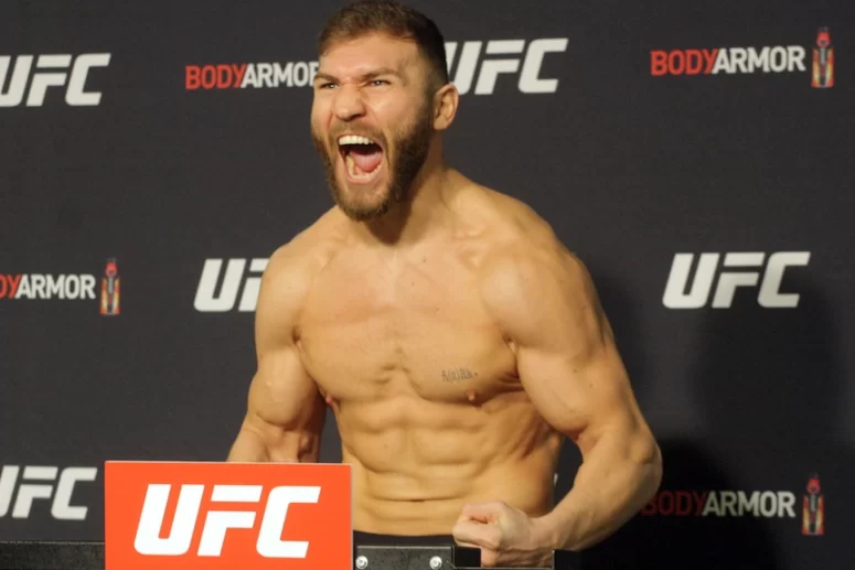 Urmeaza gala UFC Fight Night: Max Holloway vs. Arnold Allen! Ion Cutelaba revine si el in octogon! (VIDEO)