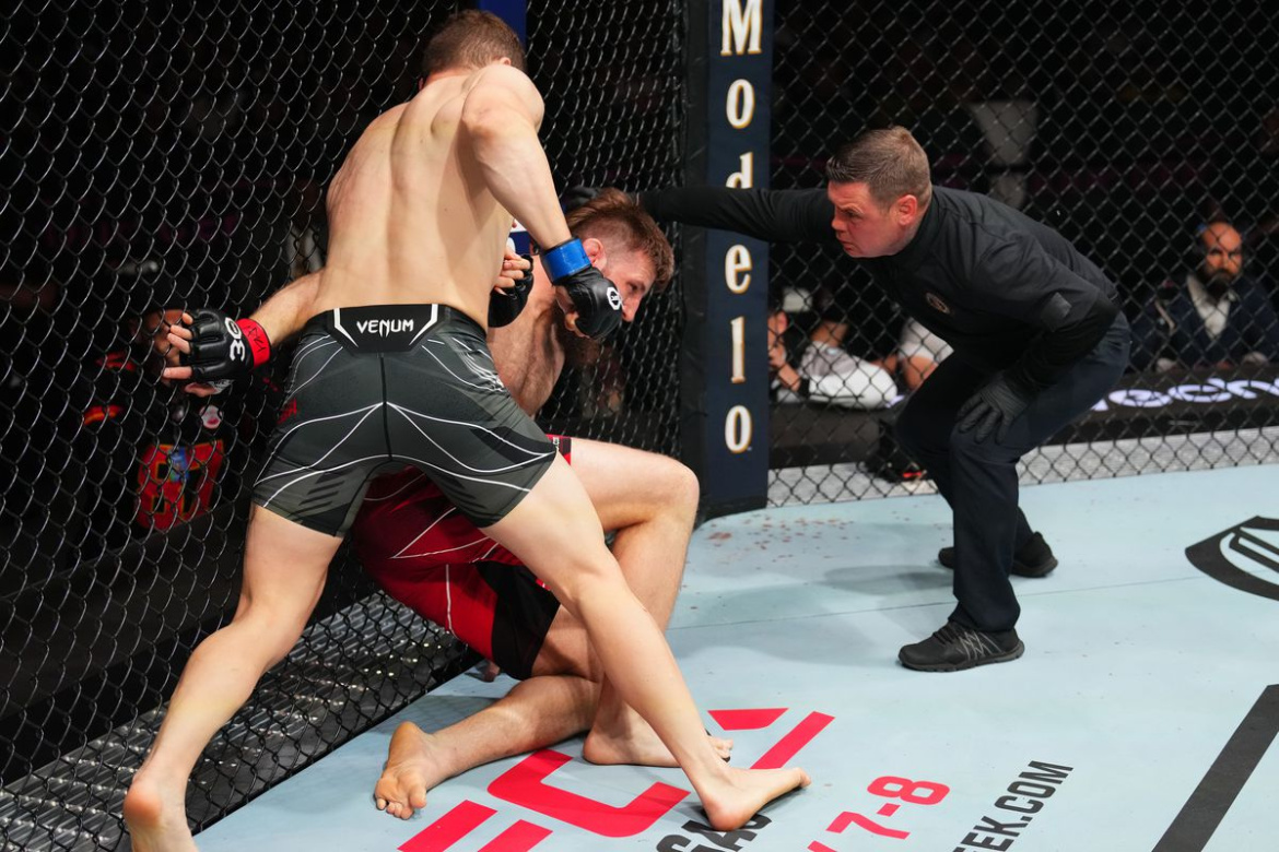 Vezi toate rezultatele si cele mai spectaculoase faze de la UFC Kansas City: Max Holloway vs Arnold Allen! (VIDEO)