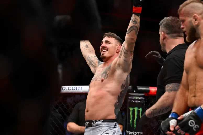 Vezi toate rezultatele de la UFC Londra: Tom Aspinall vs Marcin Tybura! (VIDEO)