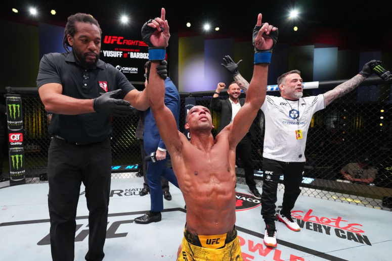 Vezi toate rezultatele de la gala UFC Vegas 81: Sodiq Yusuff vs Edson Barboza! (VIDEO)