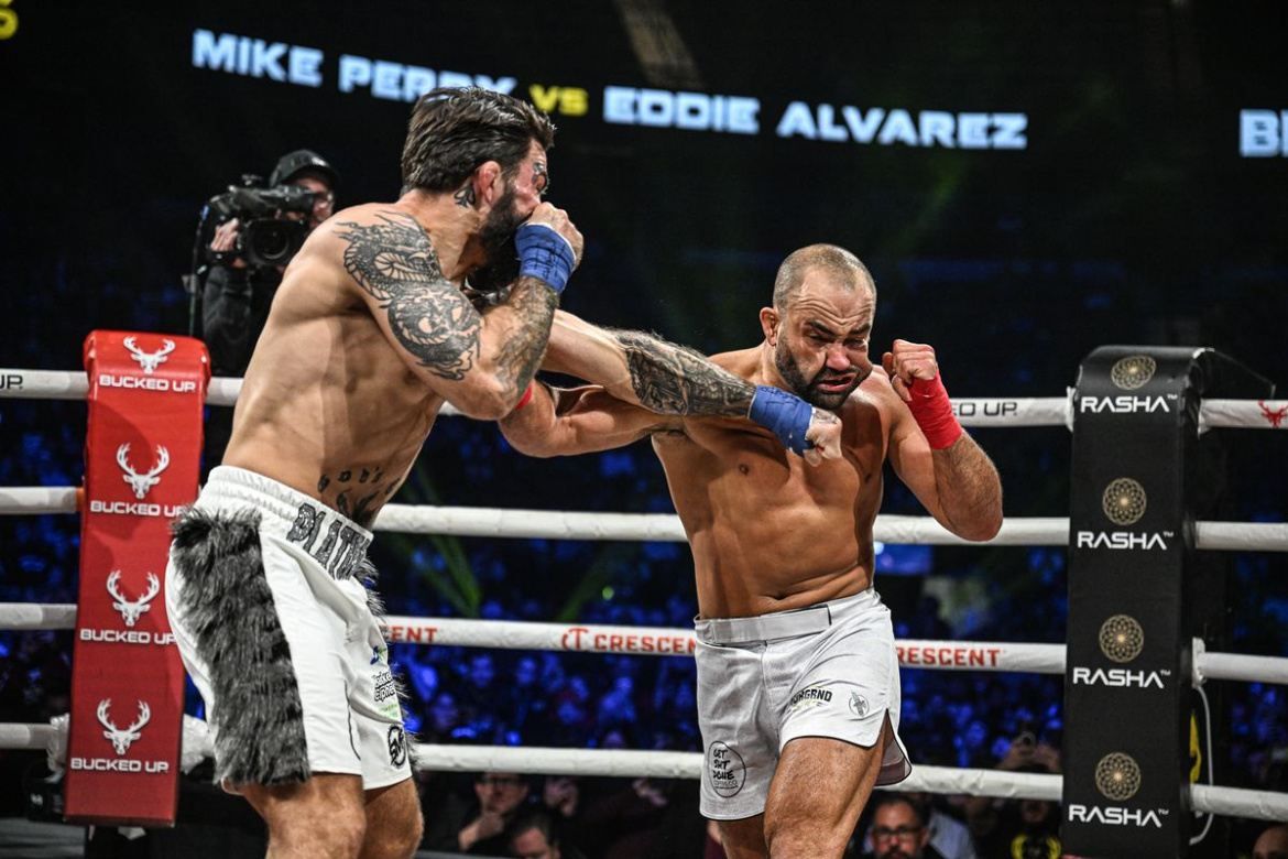 Mike Perry este de neinvins in Bare Knuckle Boxing! L-a facut pe Eddie Alvarez sa renunte! (VIDEO)