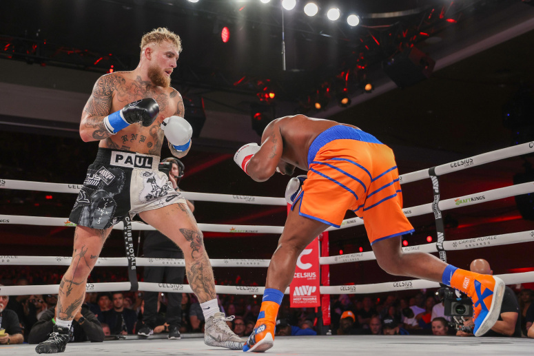 Vezi cel mai recent KO realizat de Jake Paul! (VIDEO)