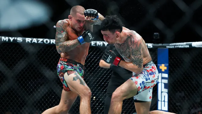 Vezi toate fazele de la gala UFC 318: Max Holloway vs Dustin Poirier 3! (VIDEO)