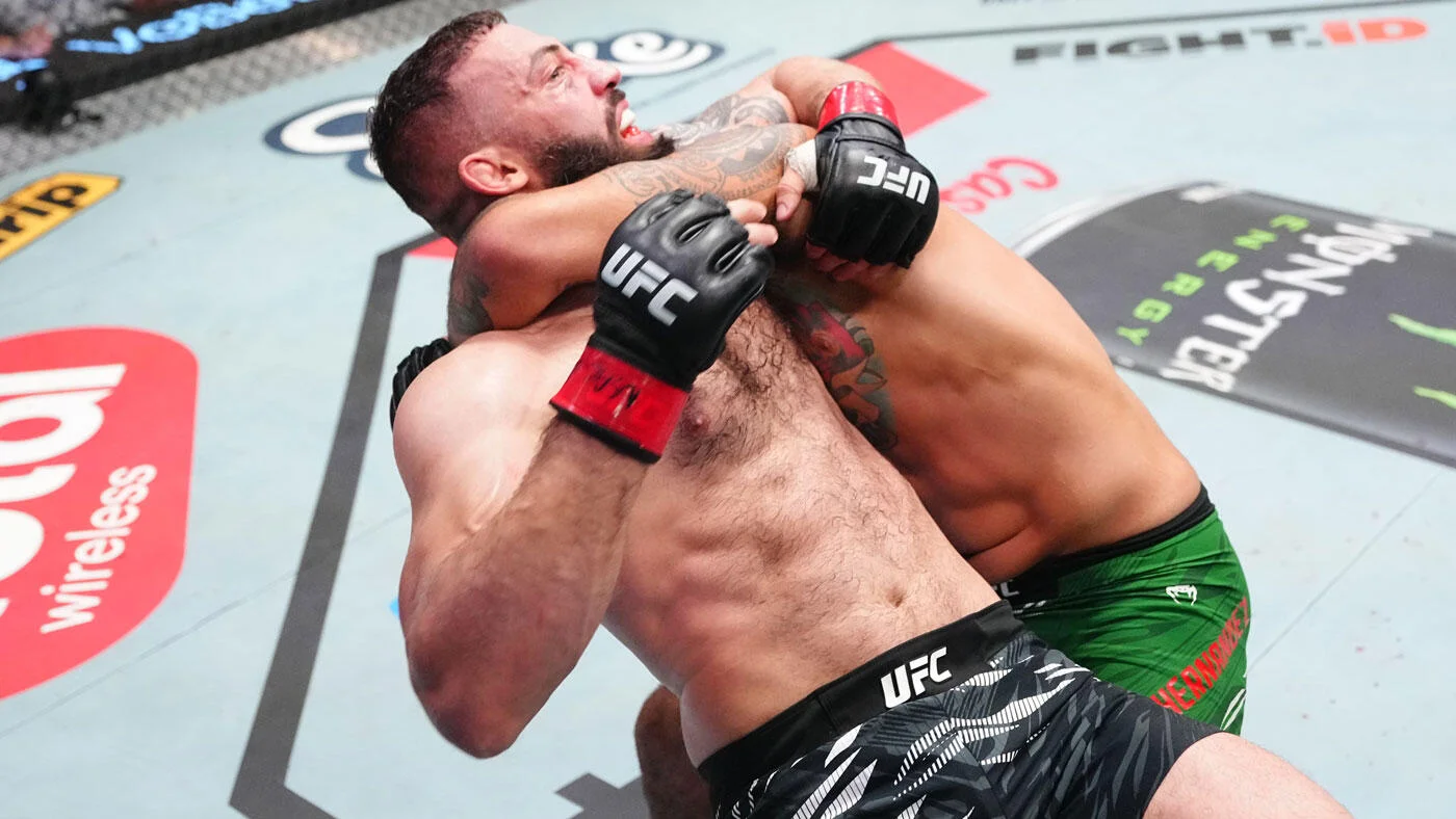 Rezultate complete: UFC Fight Night: Roman Dolidze vs Anthony Hernandez!