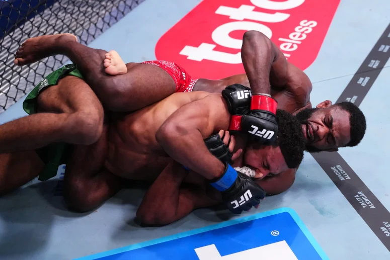Vezi toate rezultatele de la gala UFC Fight Night: Aljamain Sterling vs Youssef Zalal! (VIDEO)