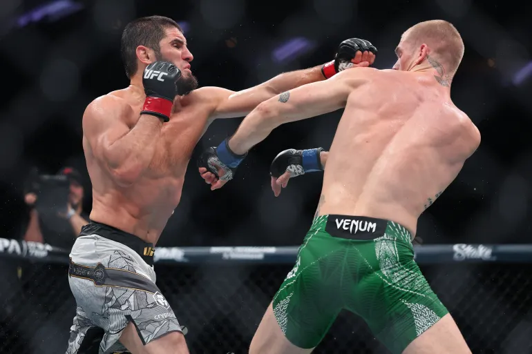 Vezi toate fazele de la UFC 330: Islam Makhachev vs Ian Machado Garry! (VIDEO)